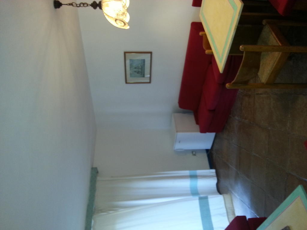 Hotel Residence Rena Bianca Baja Sardinia Exterior photo